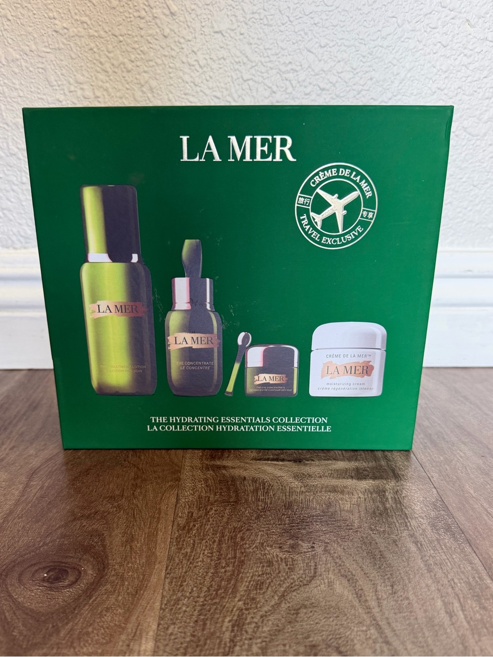 La Mer Hydrating Essentials Set - Green and White Accents